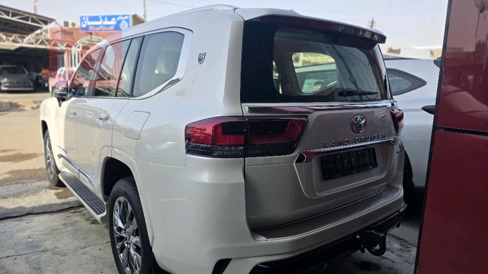 تويوتا لاندكروزر